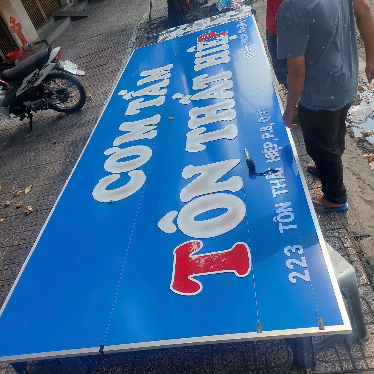 Làm bảng hiệu quảng cáo loại nào cho hiệu quả mà chi phí thấp? — ảnh 2