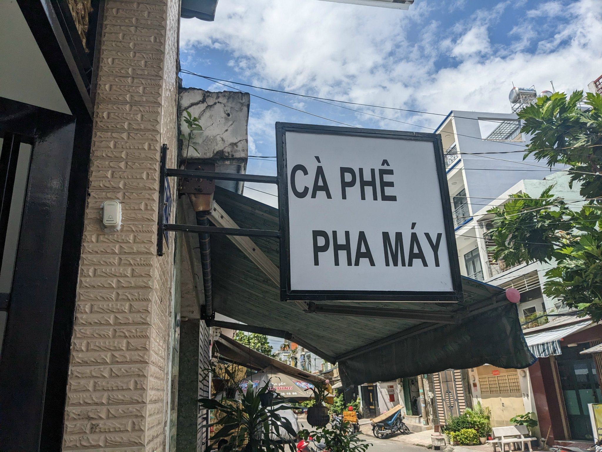 Bảng hiệu alu dán decal - treo 2