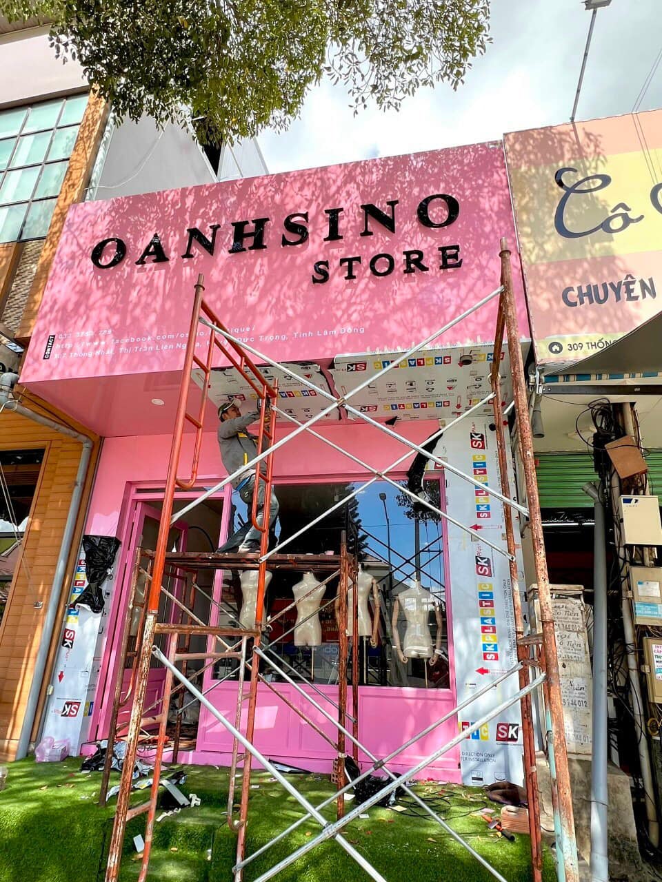 Bảng hiệu alu bóng màu hồng (1/1)