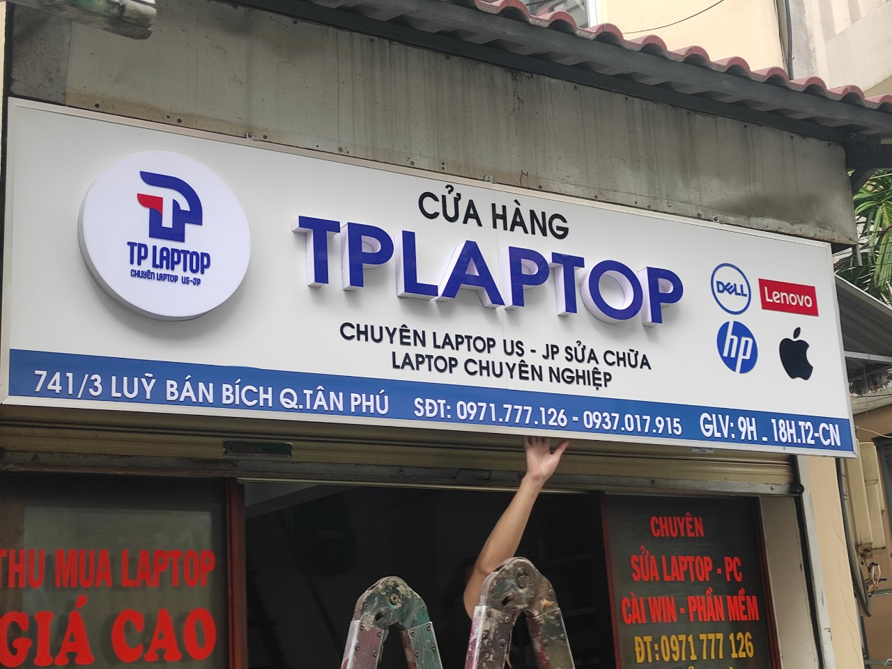 bảng hiệu alu, chữ mia không đèn  đơn giản giá rẻ 2