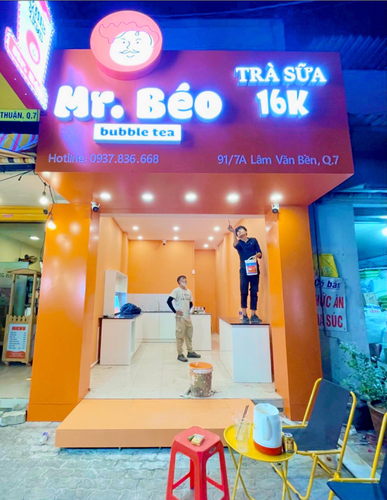 Bảng hiệu alu, chữ mica có đèn. 2