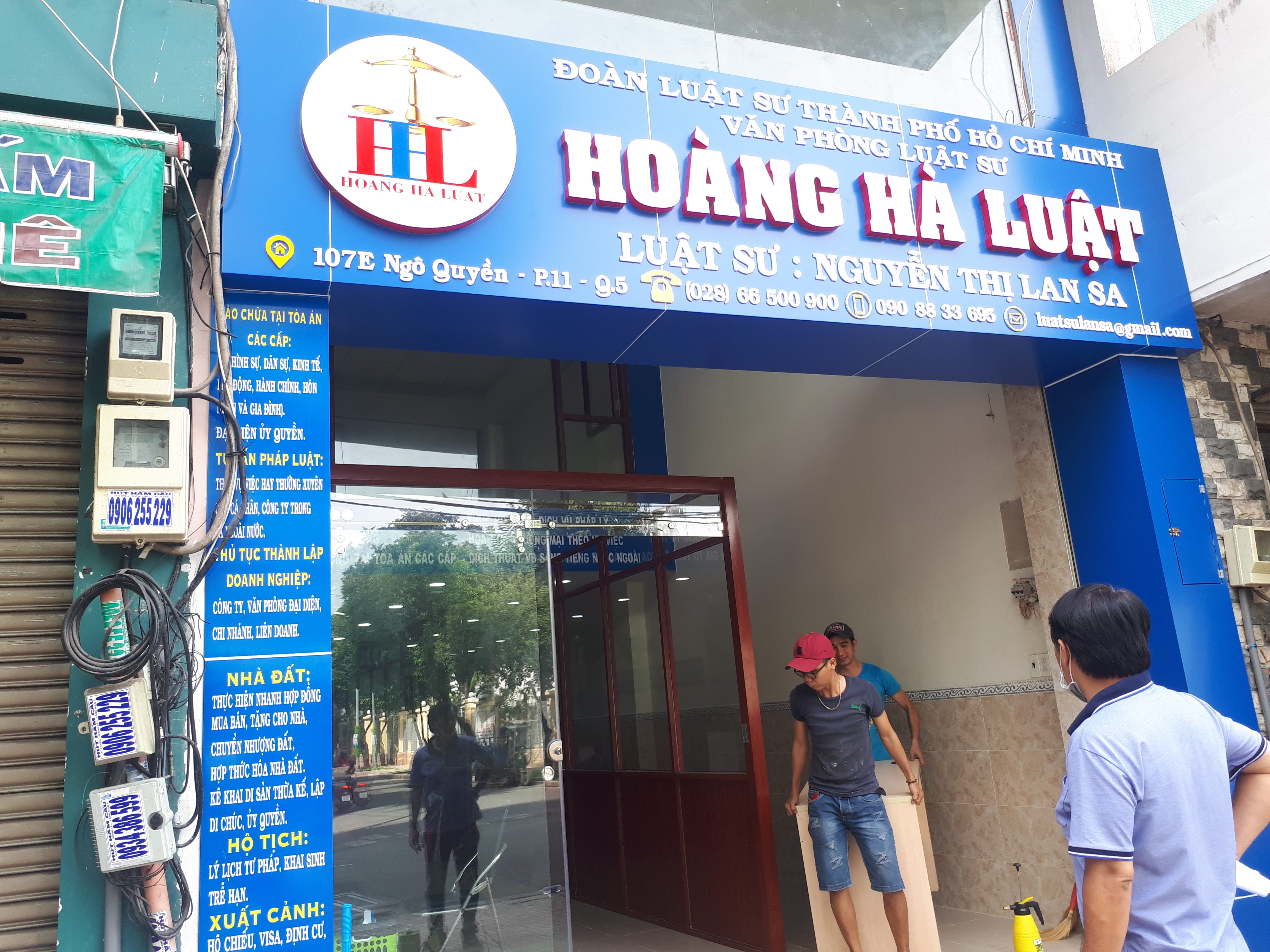Bảng hiệu alu, nội dung chữ mica không sáng đèn. 2