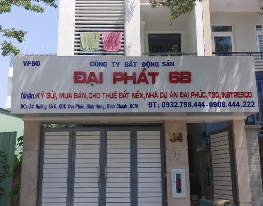 bảng hiệu alu trắng, chữ mica nổi khối không đèn giá bình dân