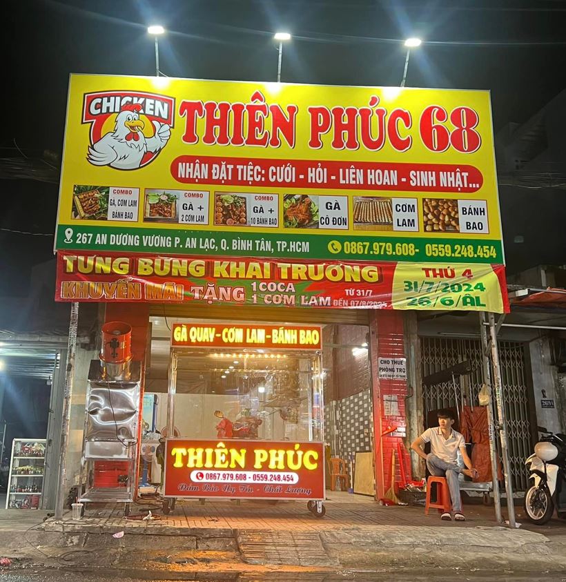 bảng hiệu bạt chiếu sáng bằng đèn pha điện giá bình dân 2