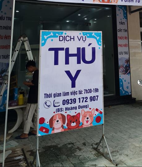 bảng hiệu bạt có chân đứng 2 mặt giá rẻ 2