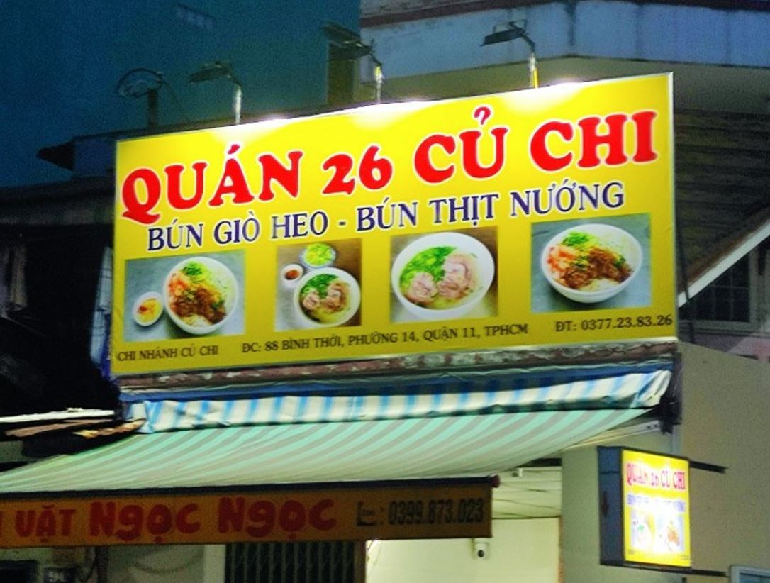 Bảng hiệu bạt hiflex lắp đèn pha