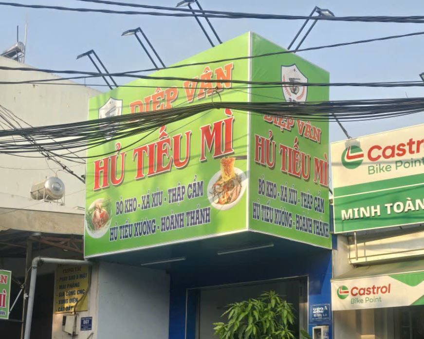 Bảng Hiệu Hủ Tiếu Mì Bằng Bạt Hiflex – Giải Pháp Tiết Kiệm, Hiệu Quả Cho Mọi Doanh Nghiệp