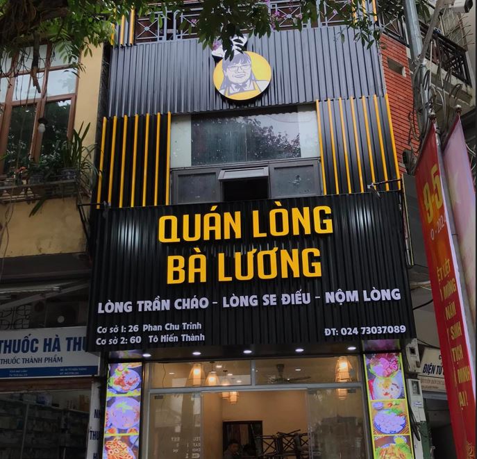 Bảng hiệu nền tôn dập 3d