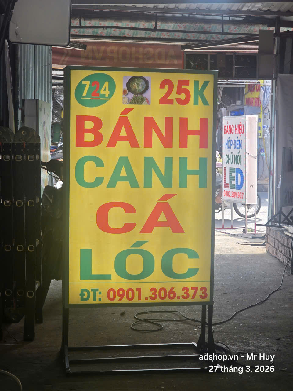 🍜 Bảng hiệu tiệm bánh canh cá lóc hộp đèn bạt có chân – Nổi bật, hút khách từ xa 2