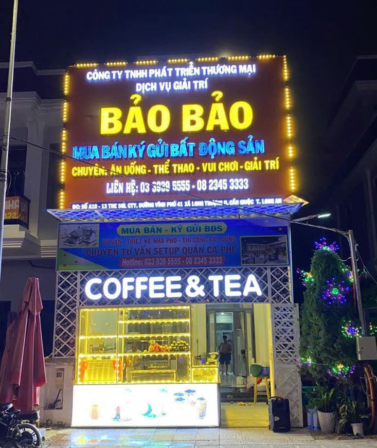 bảng quảng cáo có đèn led viền siêu nổi, nội dung chữ mica có đèn sáng mặt 2