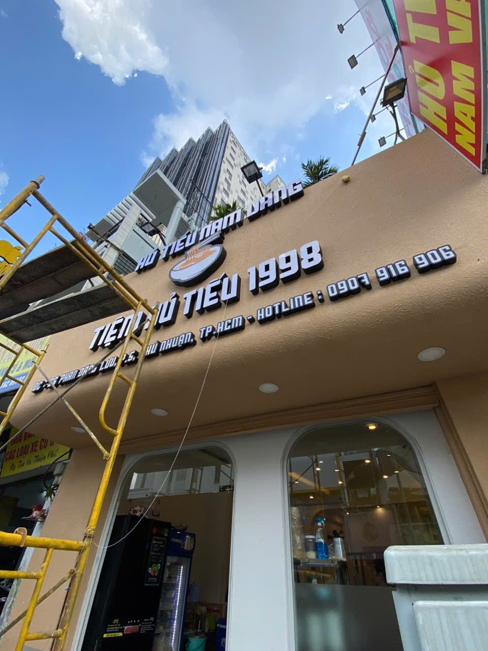🎨 Bảng Sơn Gai Kết Hợp Chữ Nổi Mica – Đẹp, Phong Cách, Giá Rẻ 2