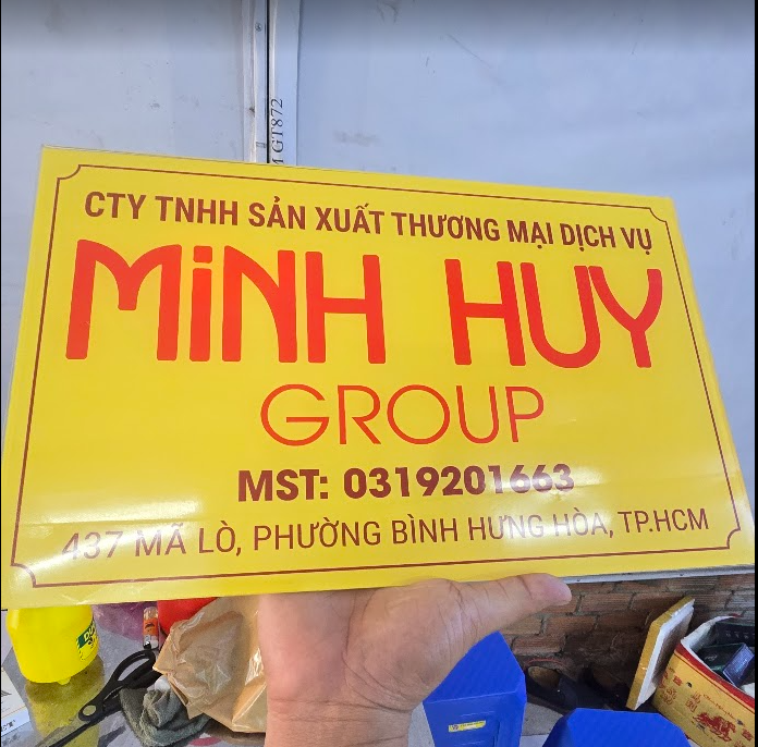 BẢNG TÊN CÔNG TY  BẰNG MICA DÁN DECAL – TỐI ƯU CHI PHÍ