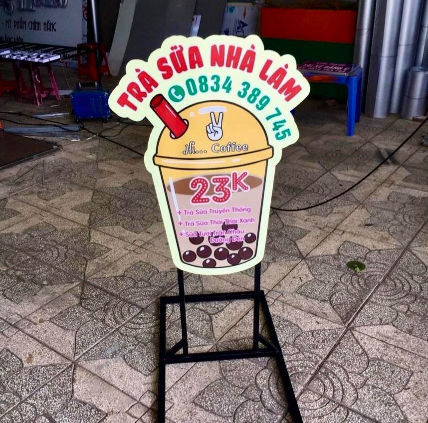 biển quảng cáo mô hình sáng đèn có chân