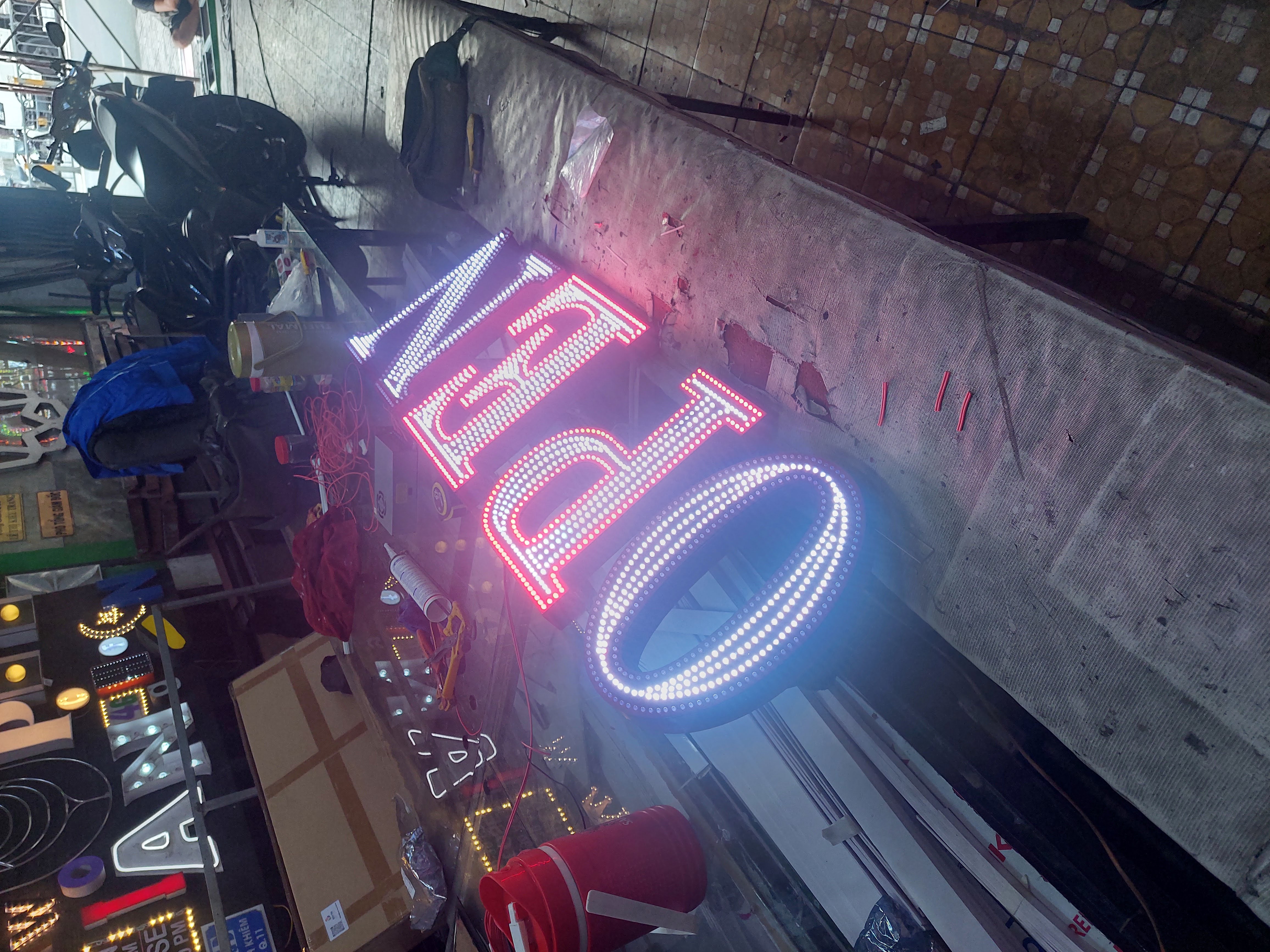 Chữ Alu đèn led ruồi 2