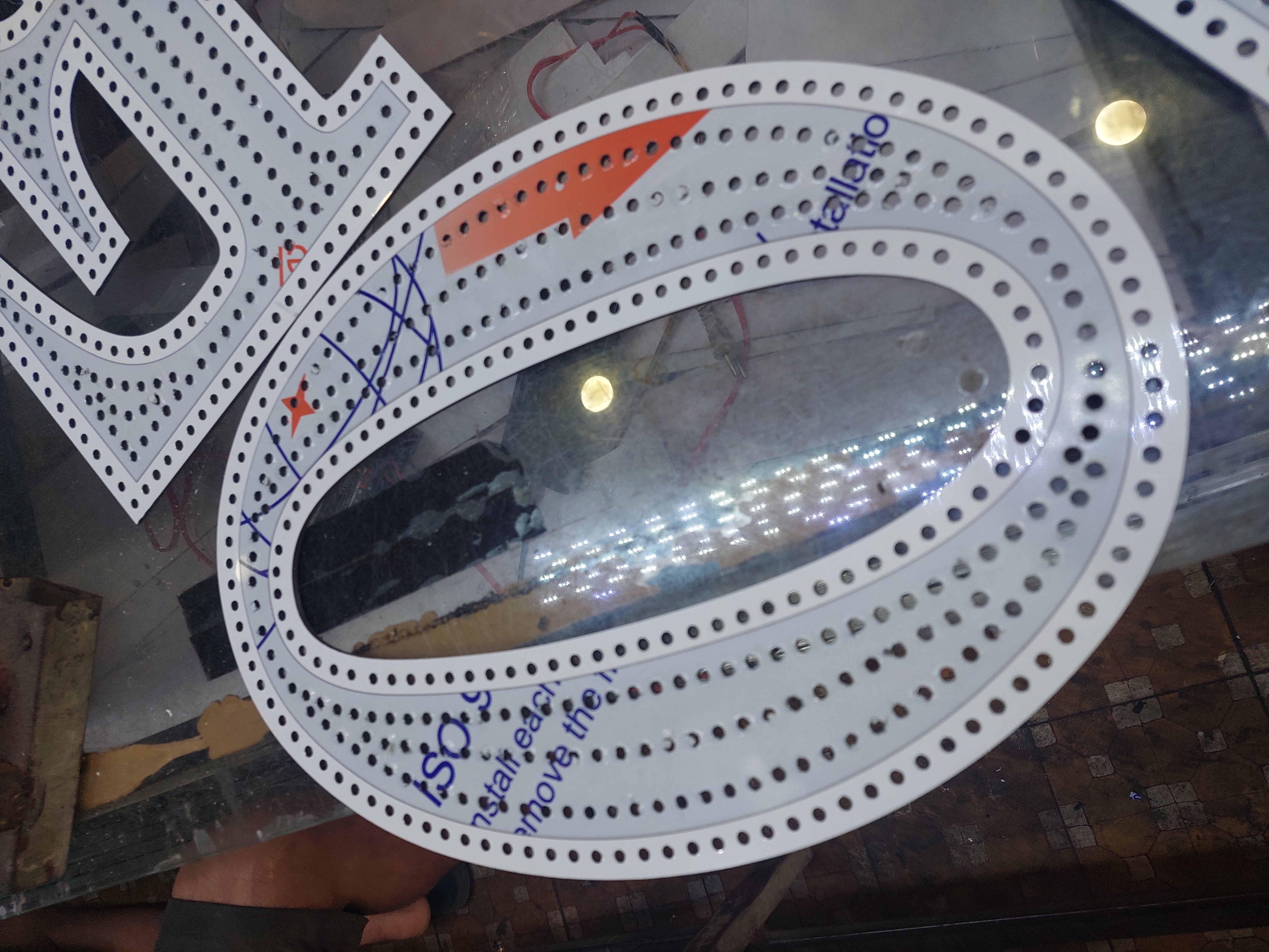 Chữ Alu đèn led ruồi 3