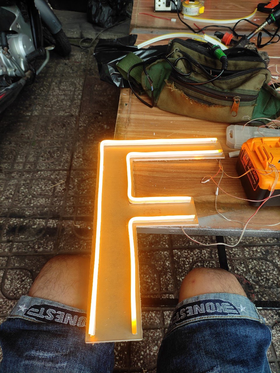 Chữ led neon sign 2