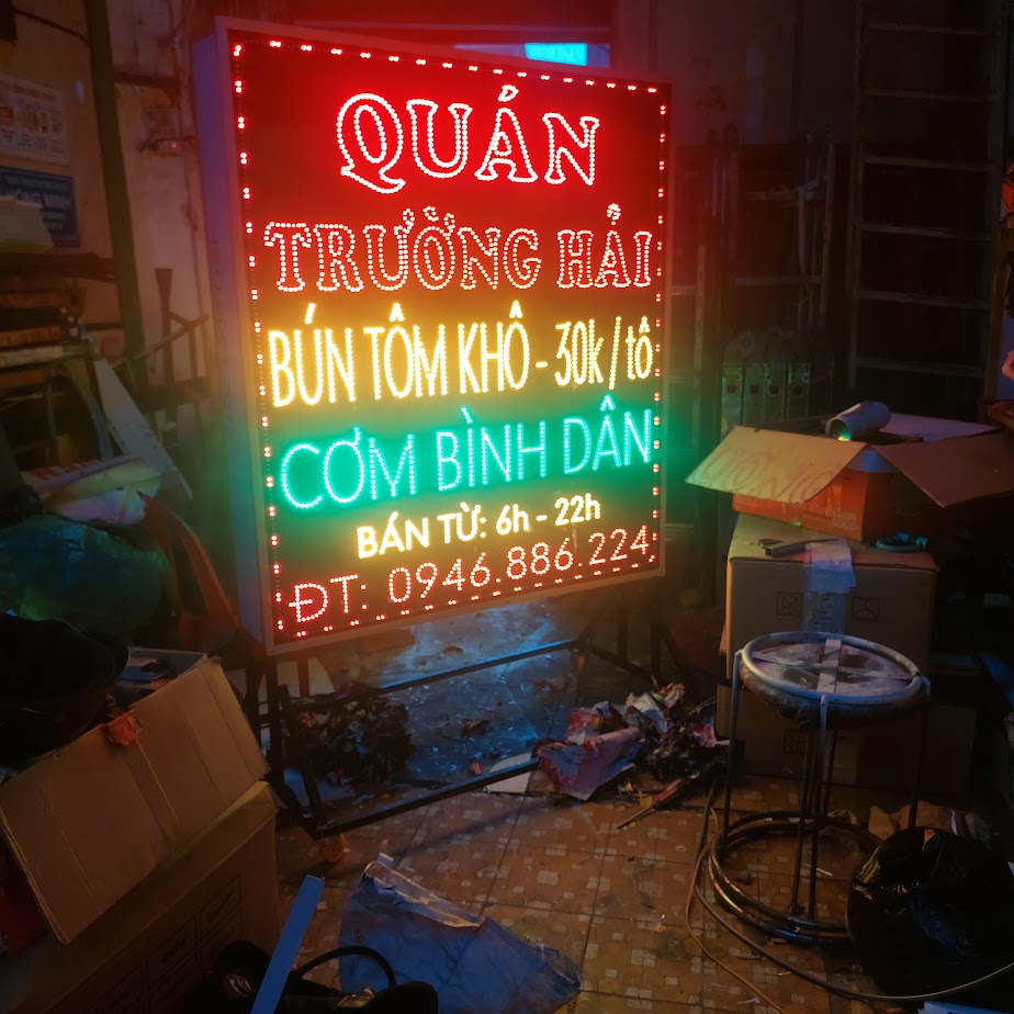 Gia Công Hộp Đèn LED Ruồi Quán Ăn – Nổi Bật, Giá Tốt, Giao Nhanh 2