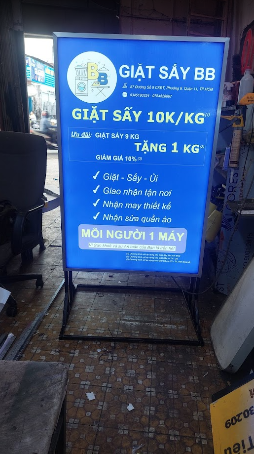 Hộp Đèn LED Mặt Mica Dán Decal Có Chân Đứng – Giải Pháp Quảng Cáo Hiện Đại, Tiết Kiệm 2