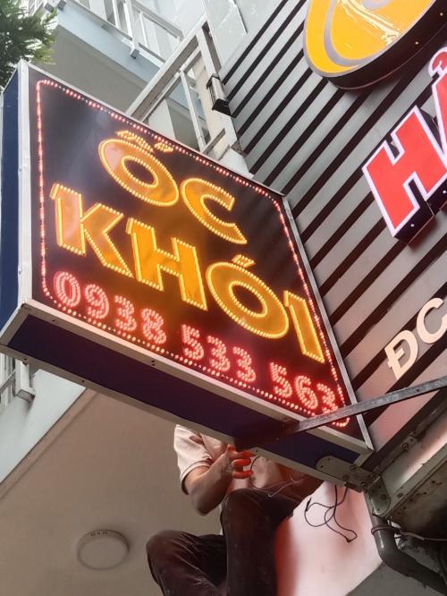 hộp đèn led vẫy vuông, nội dung chạy hiệu ứng siêu nổi, giá rẻ 2