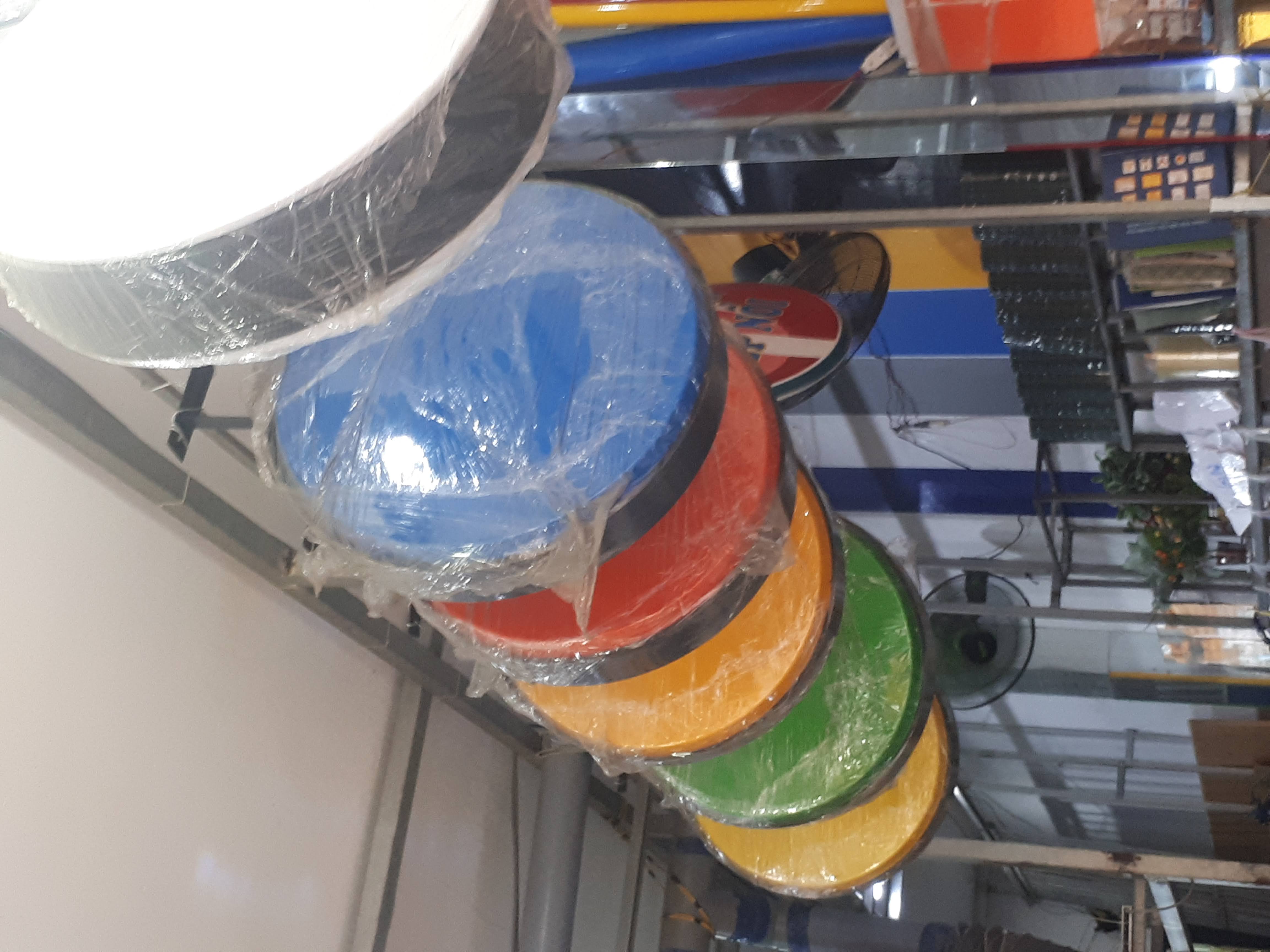 Hộp đèn mica hút nổi tròn 2