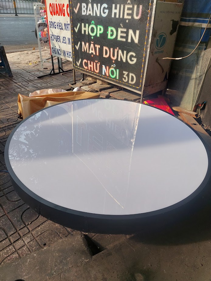 Hộp đèn mica tròn - 1 mặt 2