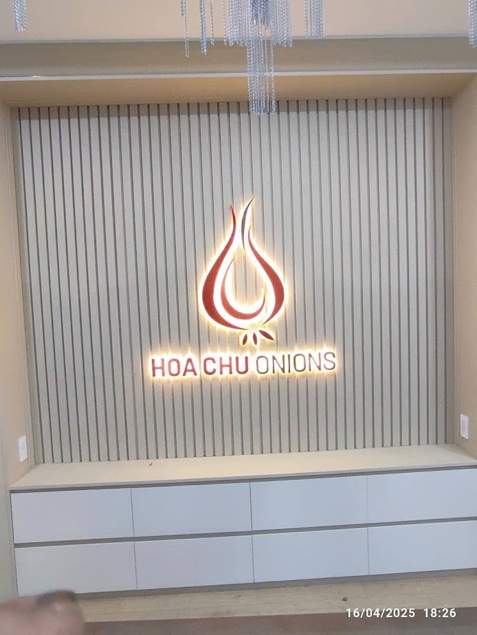 Làm Logo Inox Quảng Cáo Sáng Chân – Tăng Độ Nhận Diện Thương Hiệu Hiệu Quả. 2