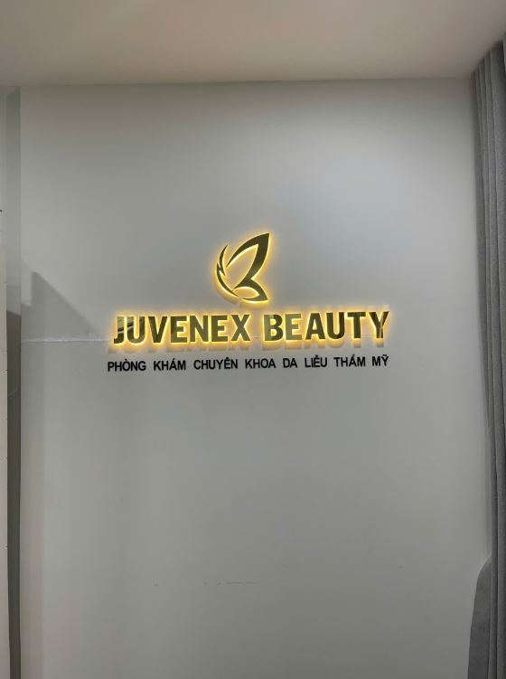 logo chữ inox đèn sáng chân đẹp, sang trọng 2