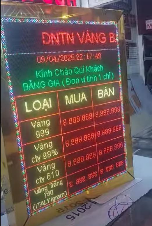 màn hình led tiệm vàng, chỉnh nội dung qua điện thoại dễ dàng 3