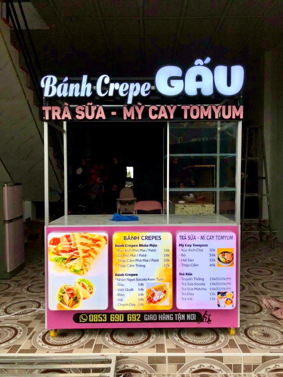 trang trí quầy bán hàng di động giá bình dân 2
